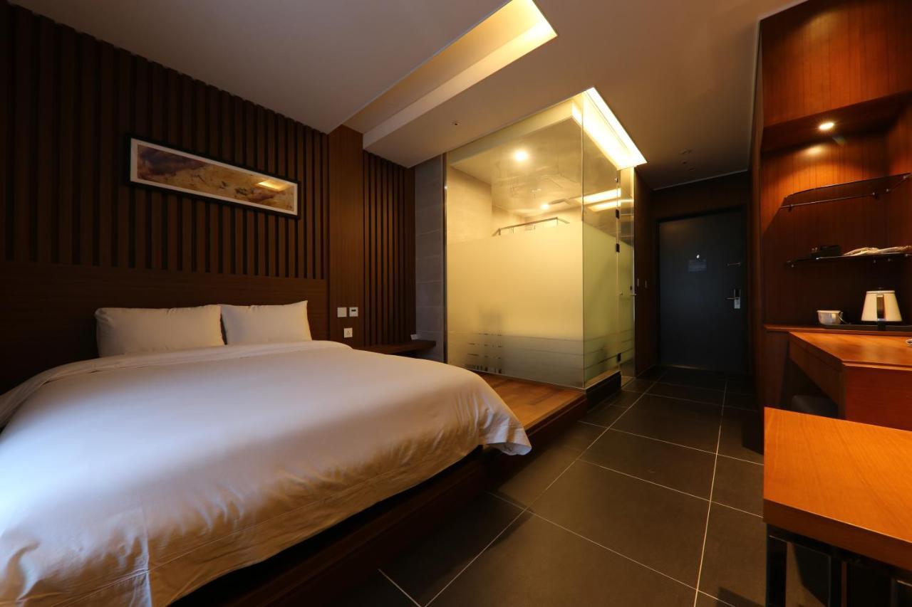 Sejong City Osong Hotel Cheongju Exterior photo