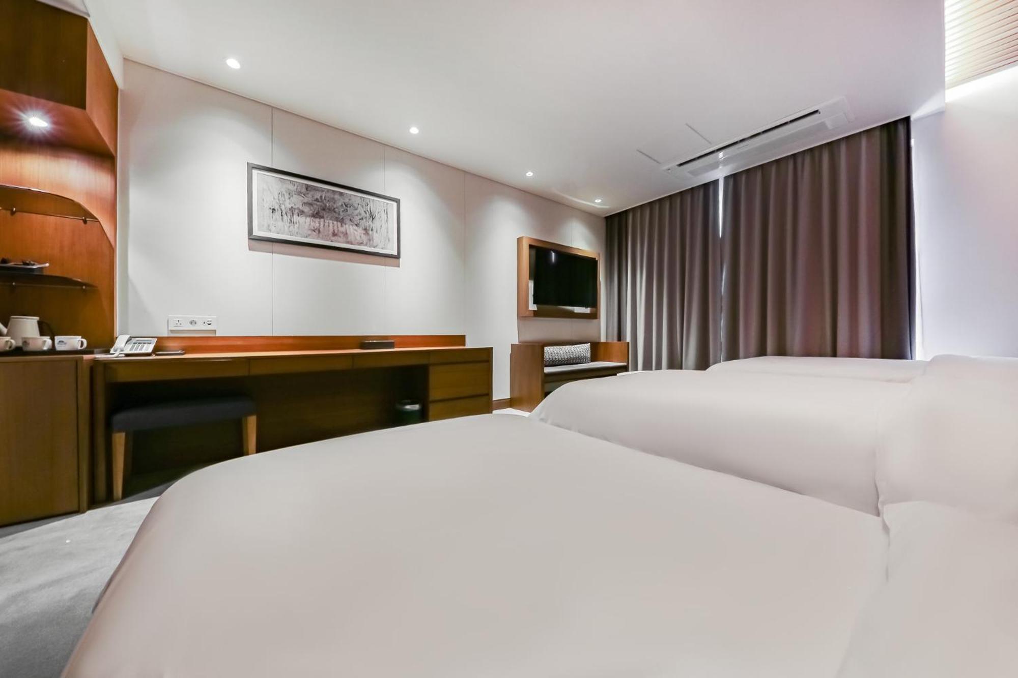 Sejong City Osong Hotel Cheongju Exterior photo