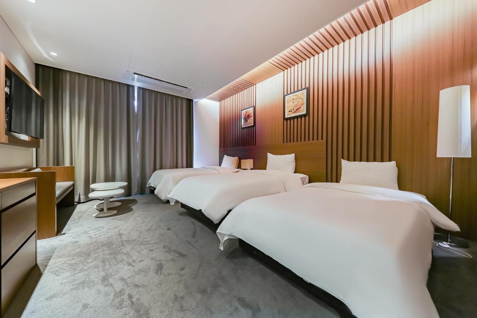 Sejong City Osong Hotel Cheongju Exterior photo